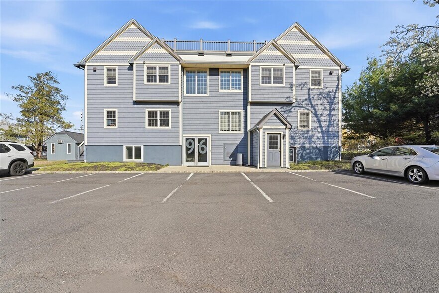 More Photos Of 96 Freneau Ave, Matawan Office For Sale