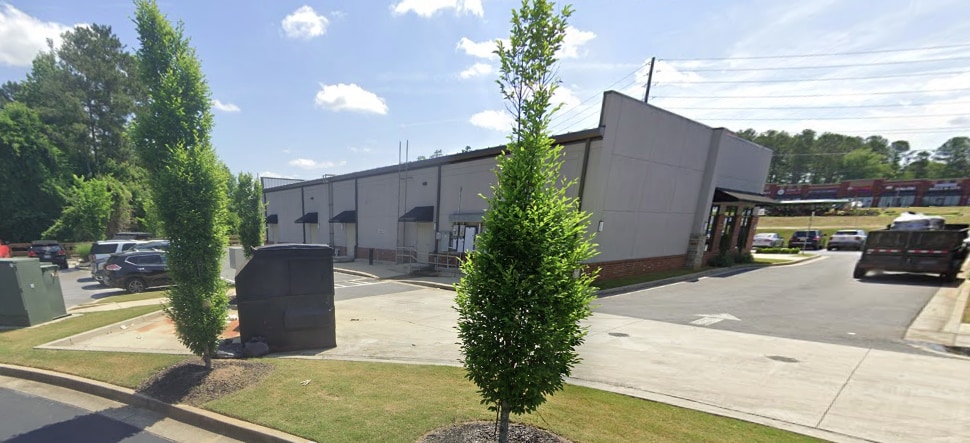 More Photos Of 2495 Cedarcrest Rd, Acworth Storefront For Lease