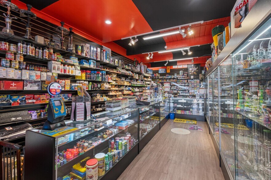 More Photos Of 18750 Crenshaw Blvd, Torrance General Retail For Sale