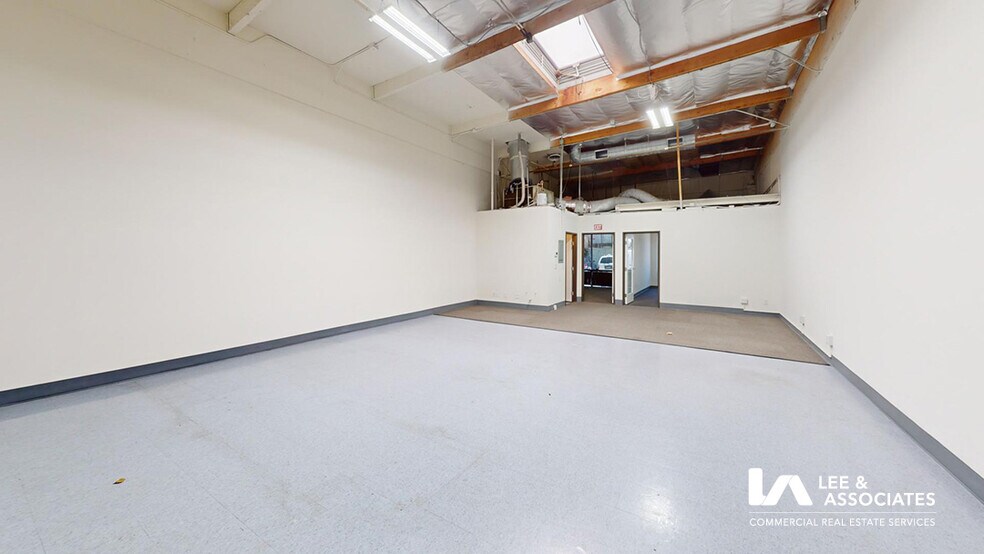 More Photos Of 2698 Junipero Ave, Long Beach Light Distribution For Lease