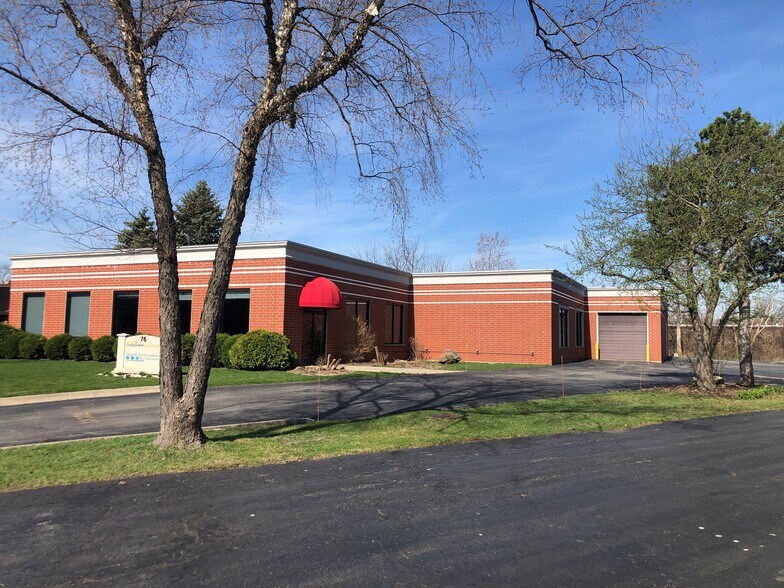 More Photos Of 76 W Seegers, Arlington Heights Warehouse For Sale
