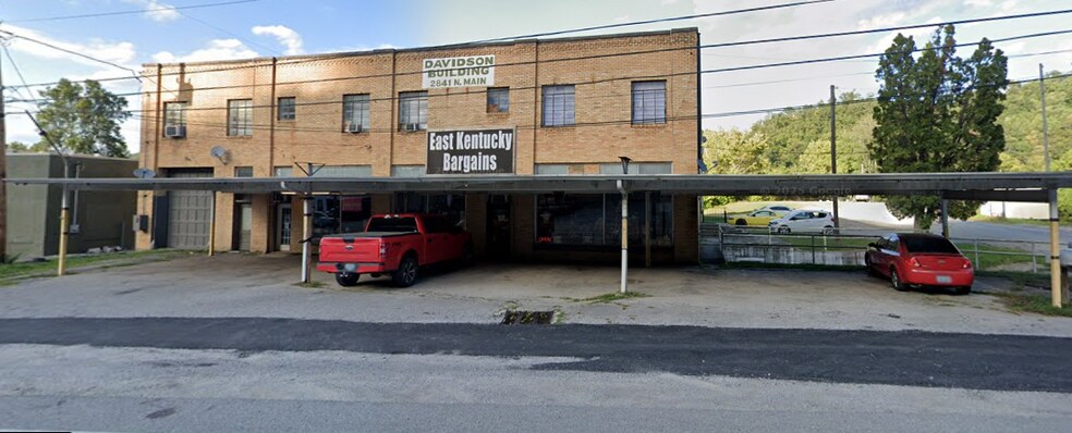 Primary Photo Of 2841 N Main St, Hazard Light Manufacturing For Sale