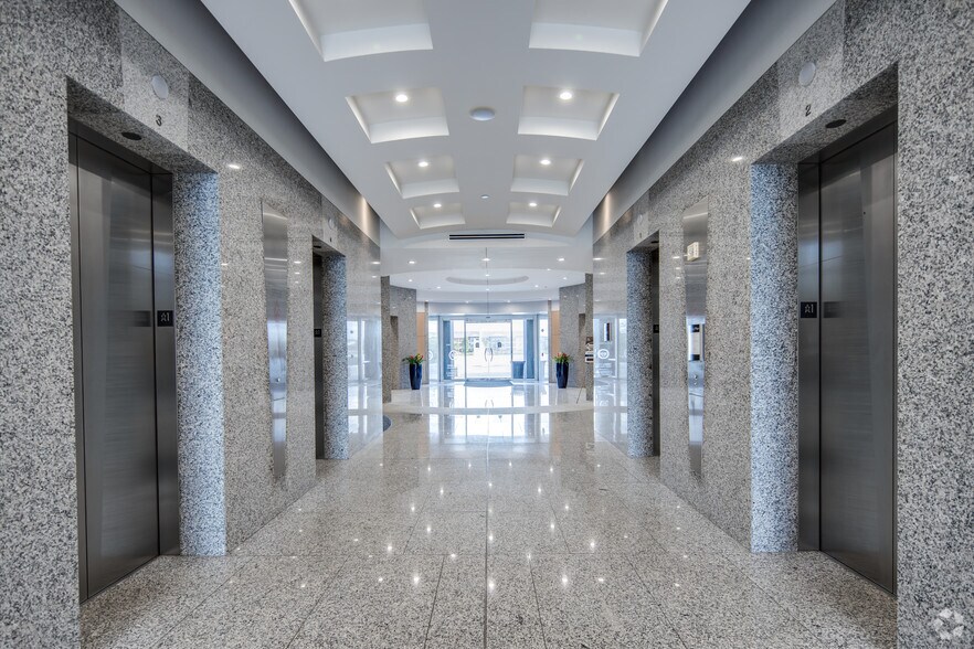 More Photos Of 4700 Millenia Lakes Blvd, Orlando Coworking Space