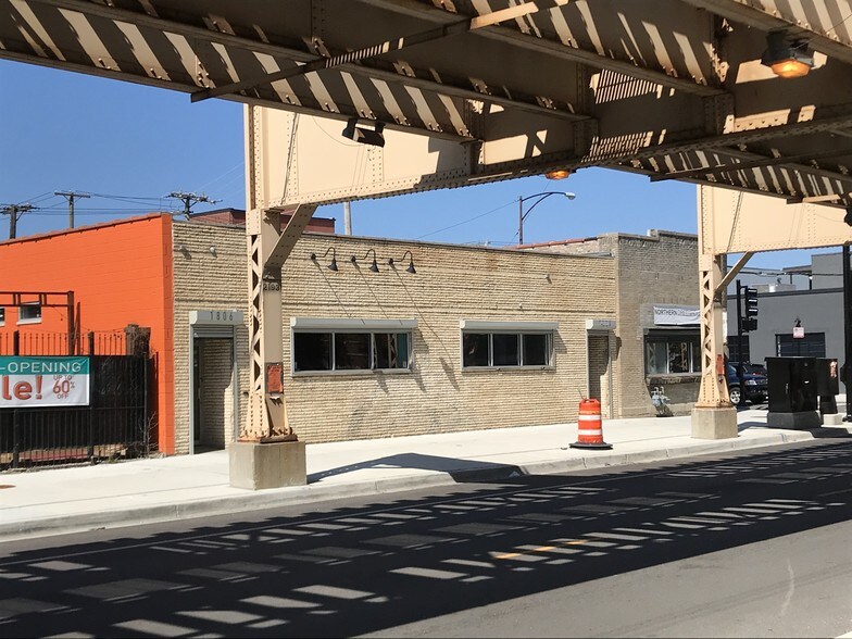 More Photos Of 1800 W Lake St, Chicago Light Manufacturing For Sale