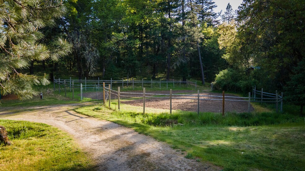 More Photos Of 459 Galice Rd, Merlin Religious Facility For Sale