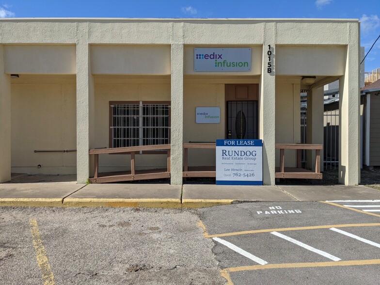 More Photos Of 1015 Santa Fe St, Corpus Christi Medical For Lease