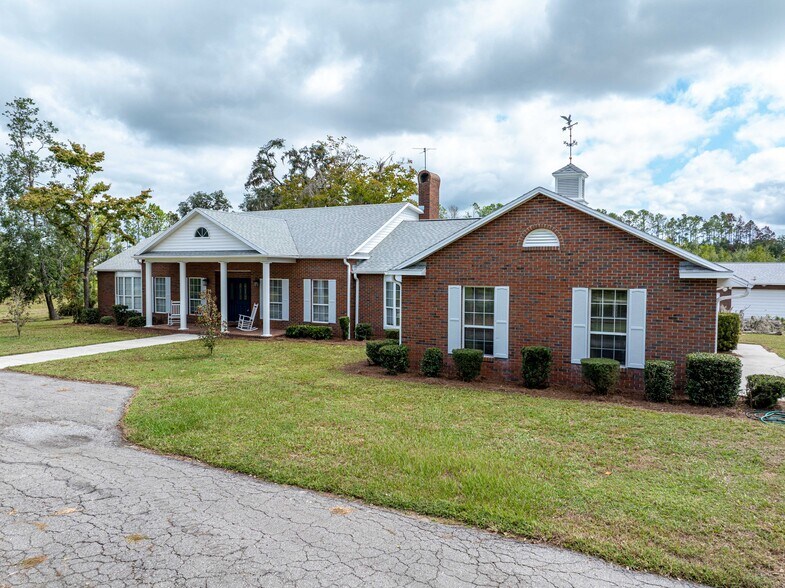 More Photos Of 1313 Irvin Ave SW, Live Oak Apartments For Sale