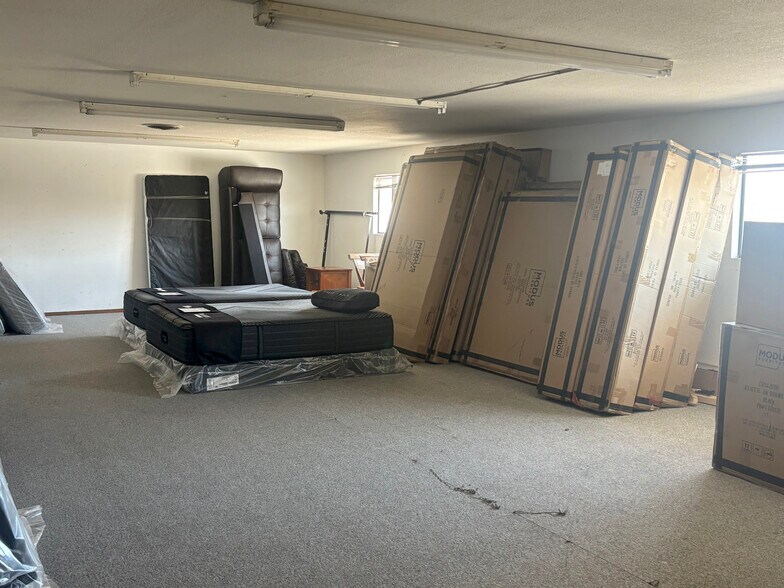 More Photos Of 280 El Camino Real, San Carlos Storefront For Sale