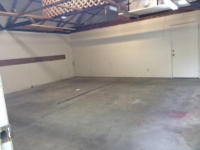 More Photos Of 9625 Elk Grove Florin Rd, Elk Grove Freestanding For Lease