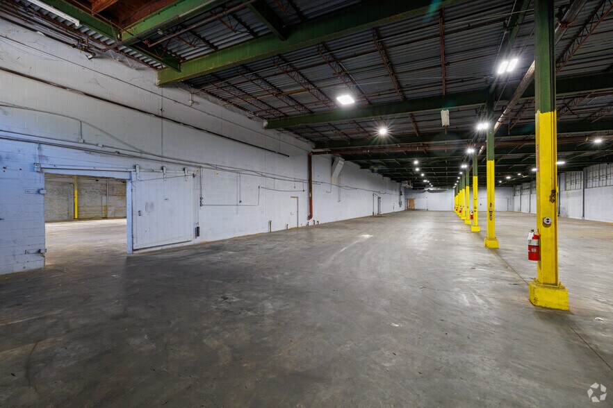 More Photos Of 119 Anderson Ct, Dothan Warehouse For Lease