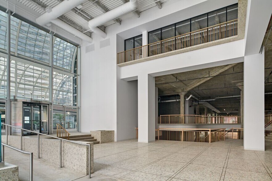 More Photos Of 1740 Broadway, Denver Office For Lease