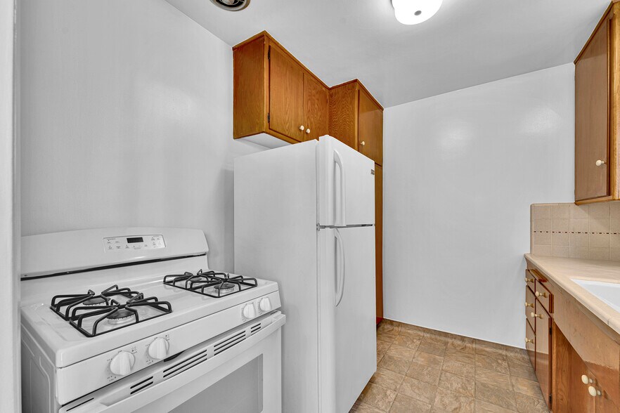 More Photos Of 938 15th St, Santa Monica Apartments For Sale