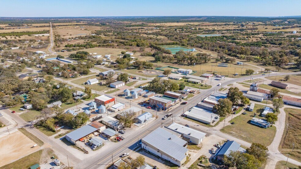 More Photos Of 4153 3rd St, Walnut Springs General Retail For Sale