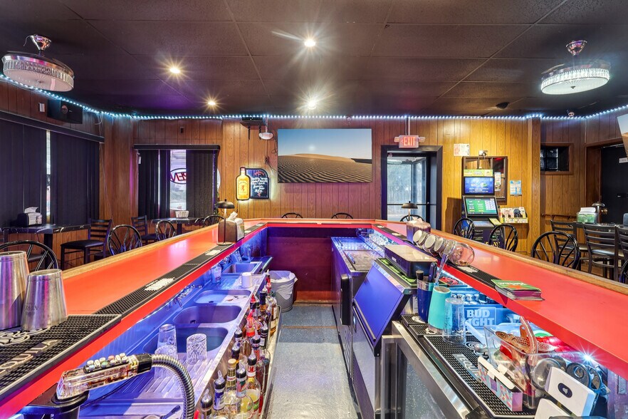 More Photos Of 1600 Hamilton Ave, Hamilton Storefront Retail Residential For Sale