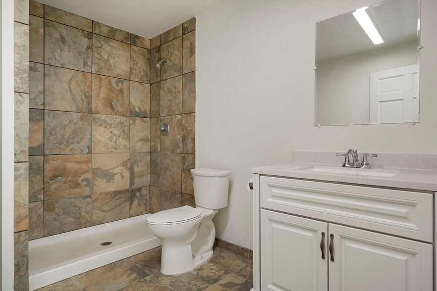 More Photos Of 5981 Marion Dr, Denver Warehouse For Sale