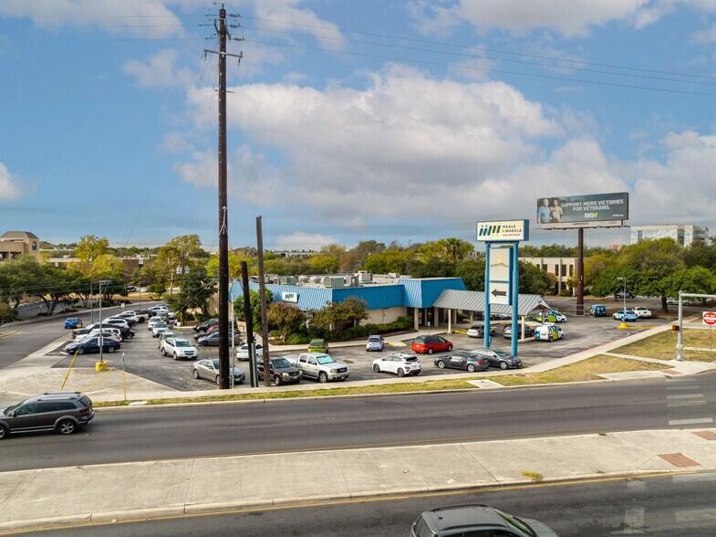 More Photos Of 4306 NW Loop 410, San Antonio Freestanding For Sale