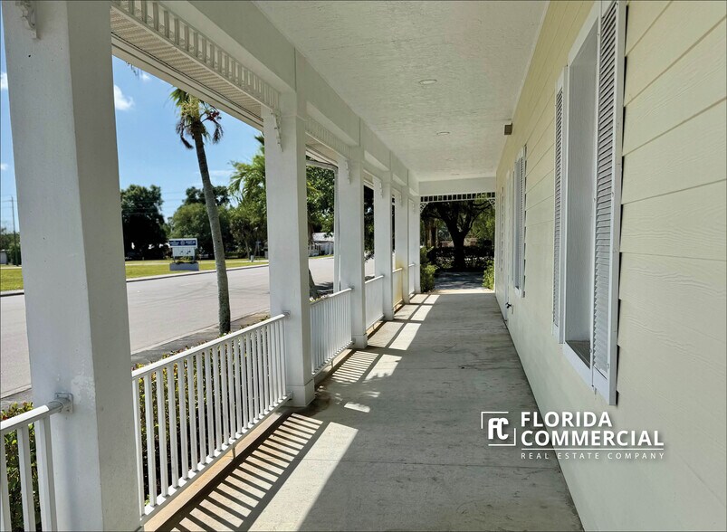 More Photos Of 208 SE Park St, Okeechobee Medical For Lease