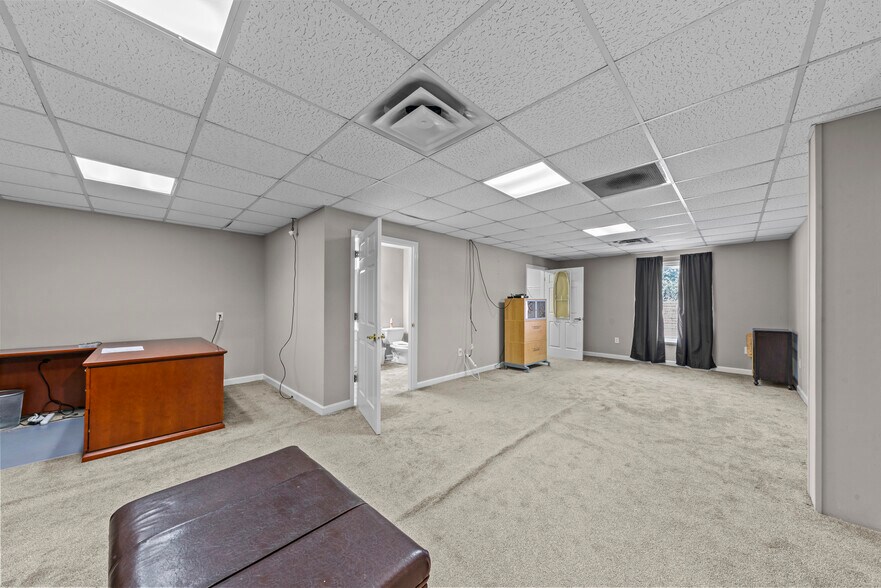 More Photos Of 4440 Tuck Rd, Loganville Research And Development For Sale