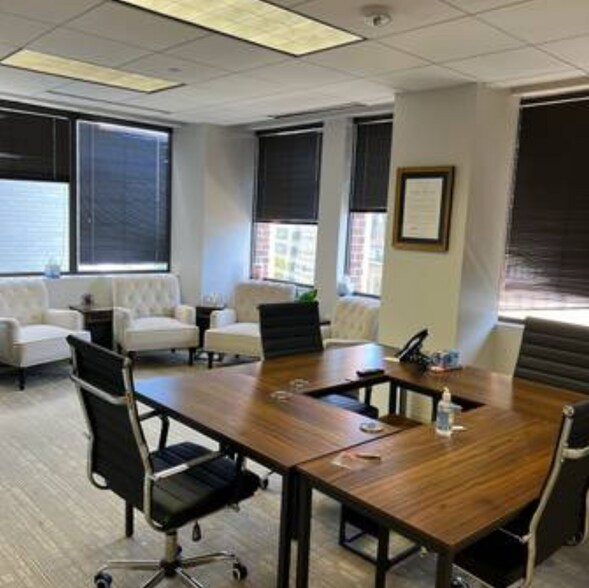 More Photos Of 818 Connecticut Ave NW, Washington Office For Lease