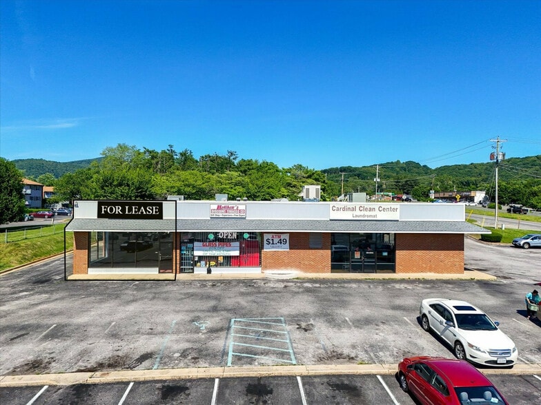 Primary Photo Of 1970 E Washington Ave, Vinton Storefront Retail Office For Lease