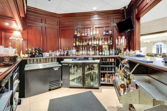 More Photos Of 625 College Hwy, Southwick Restaurant For Lease