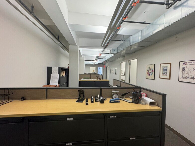 More Photos Of 225 Broadway, New York Office For Lease