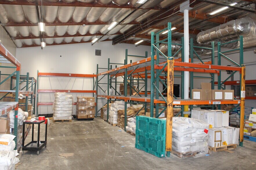 More Photos Of 1325 E El Segundo Blvd, El Segundo Food Processing For Lease