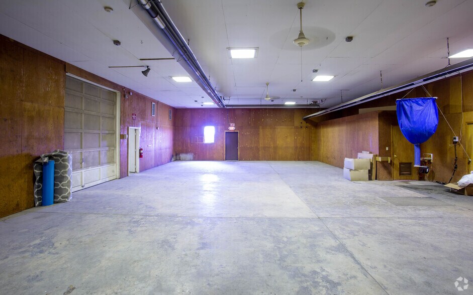 More Photos Of 37 Colonel Lindbergh Ln, Moscow Airport For Sale