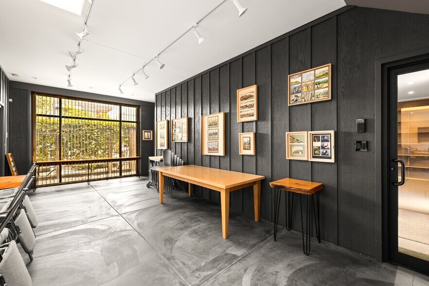More Photos Of 5500 Doyle St, Emeryville Office For Sale