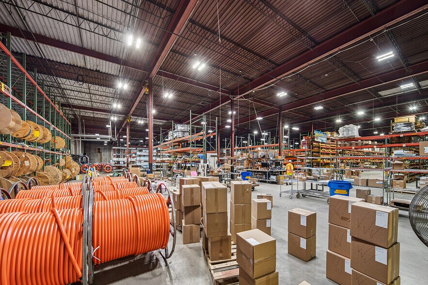 More Photos Of 1560 Indiana Ave, Indianapolis Warehouse For Sale