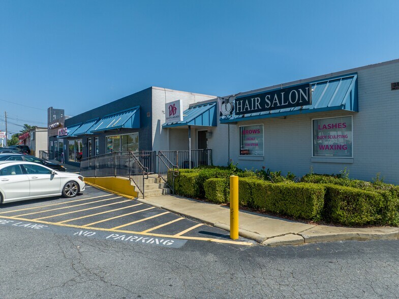 More Photos Of 341-345 Cobb Pky S, Marietta Freestanding For Lease