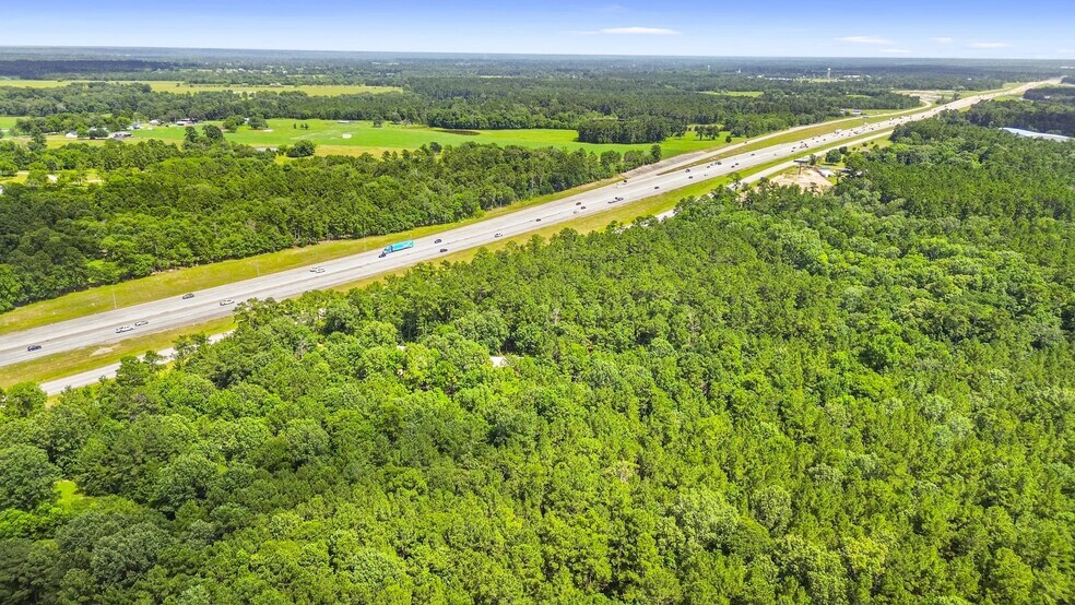 More Photos Of 2620 Interstate 45 S, New Waverly Warehouse For Sale