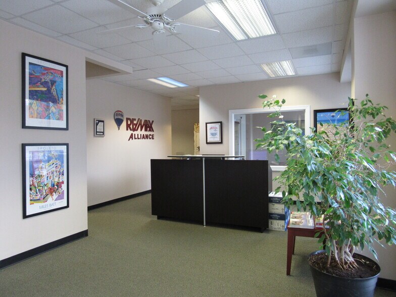 More Photos Of 1200 Two Island Ct, Mount Pleasant Office For Sale