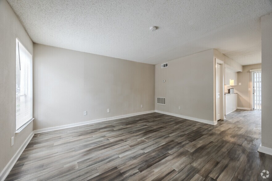 More Photos Of 3100 Godby Rd, College Park Apartments For Sale