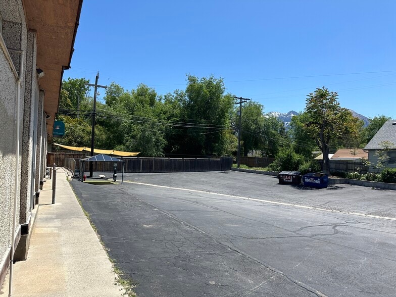 More Photos Of 2827 S 2300 E, Salt Lake City Storefront For Lease