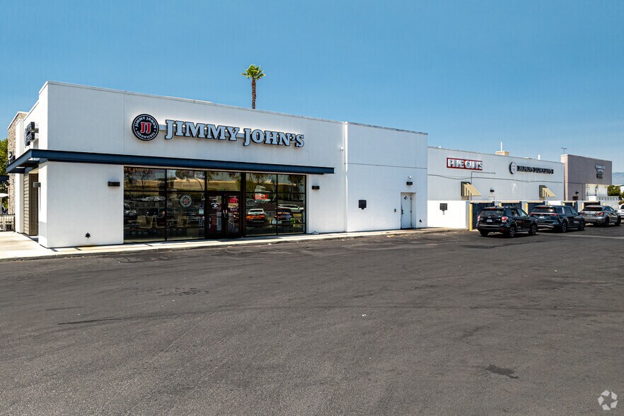 More Photos Of 1552 S Azusa Ave, City of Industry Restaurant For Lease