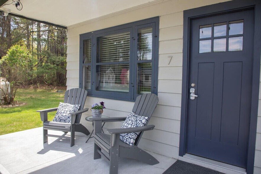 More Photos Of 2445 US-9 Rt, Peru Hotel For Sale