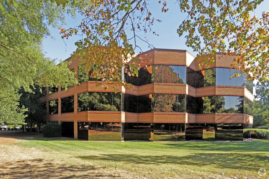 More Photos Of 113 Edinburgh Dr S, Cary Office For Lease