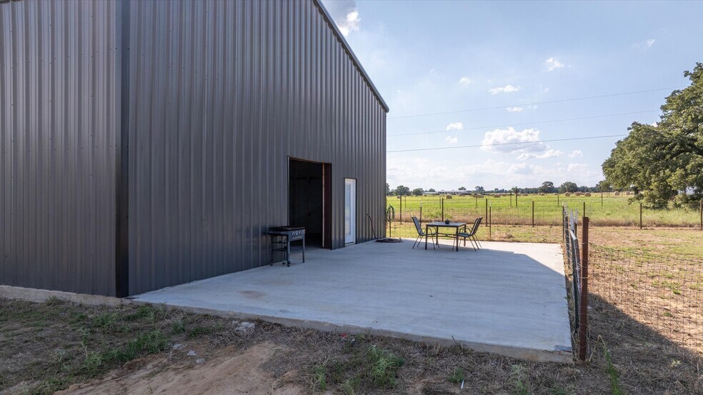 More Photos Of 1831 Billings Rd, Tolar Storefront Retail Residential For Sale