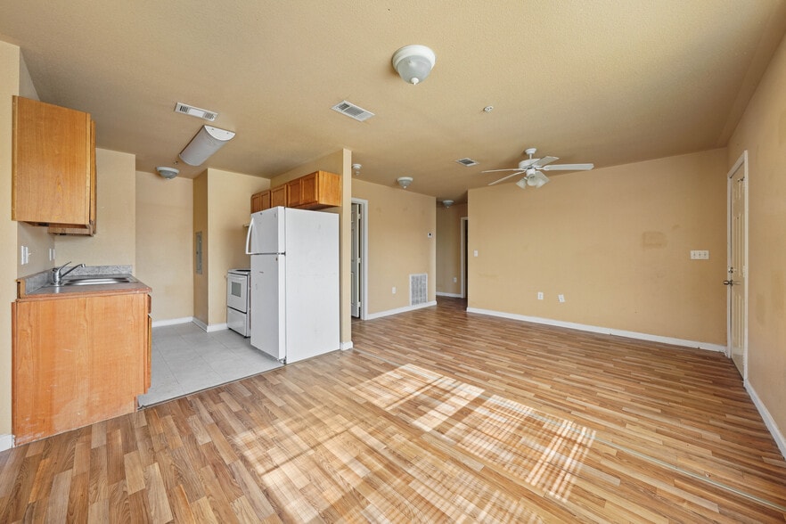 More Photos Of 5500 Hwy 75, Carville Apartments For Sale