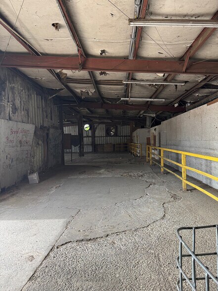 More Photos Of 4199 Housers Mill Rd, Byron Flex For Sale