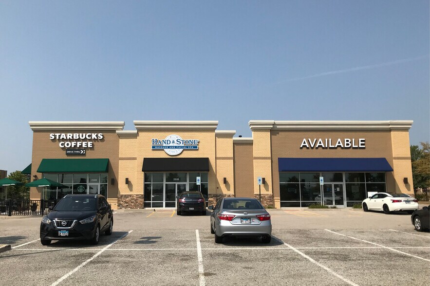 Primary Photo Of 2500-2530 N Sutton Rd, Hoffman Estates Freestanding For Lease
