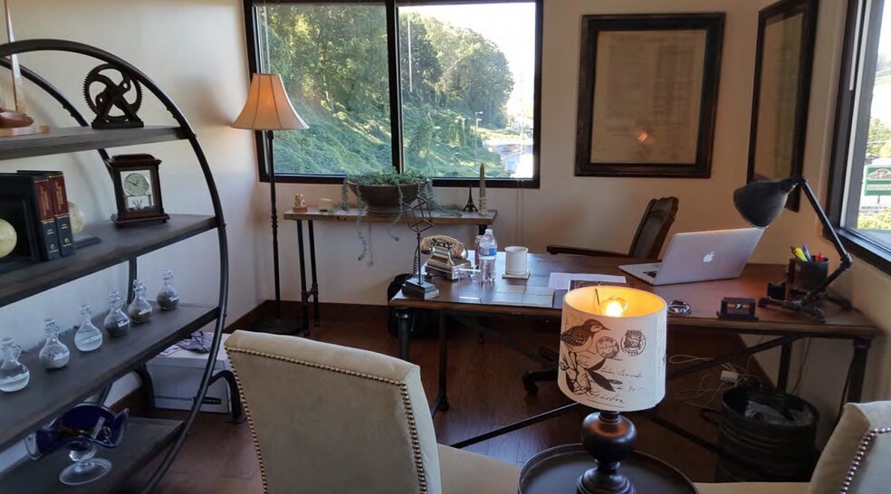 More Photos Of 6515 Clinton Hwy, Knoxville Office For Lease