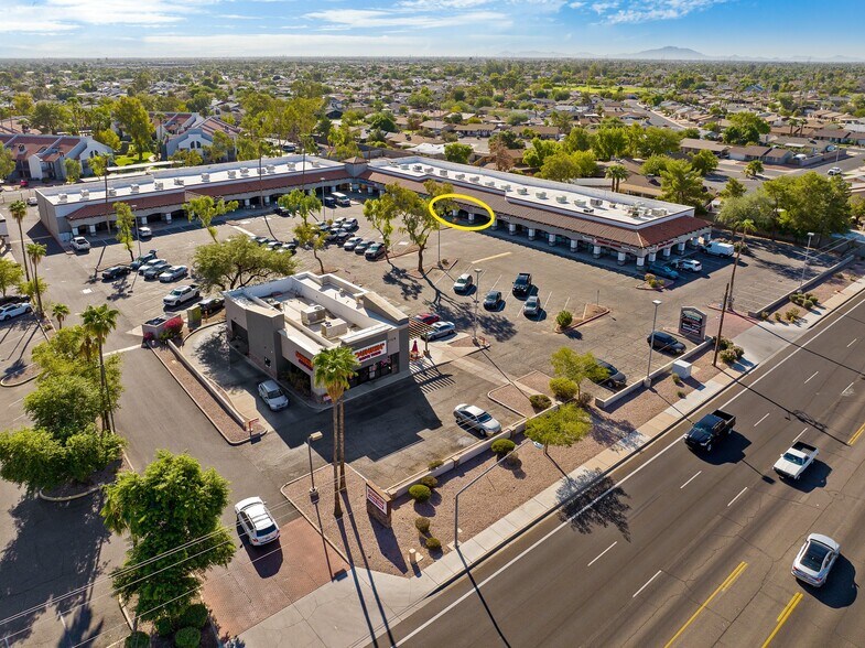 More Photos Of 2111 S Alma School Rd, Mesa General Retail For Lease