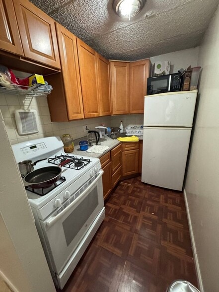 More Photos Of 3525 86th St, Jackson Heights Apartments For Sale