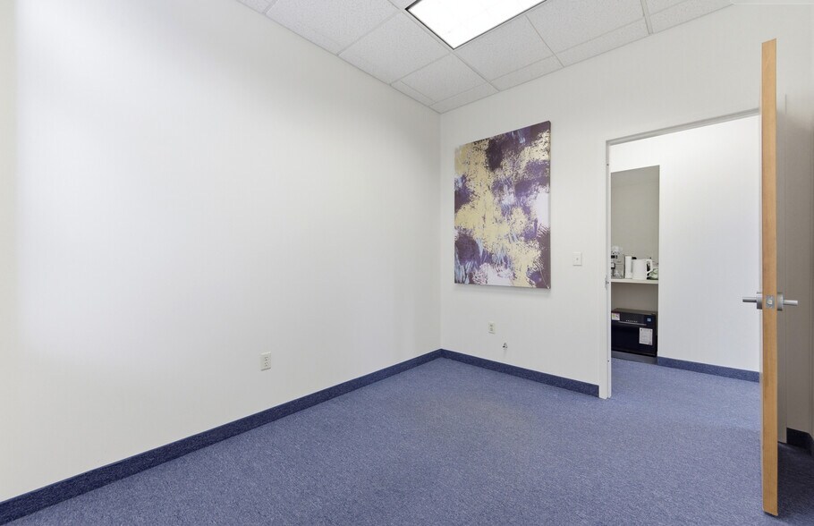 More Photos Of 491 Amwell Rd, Hillsborough Medical For Sale