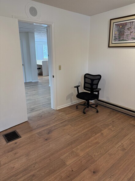More Photos Of 900 US Highway 221 Bus, West Jefferson Office Residential For Lease