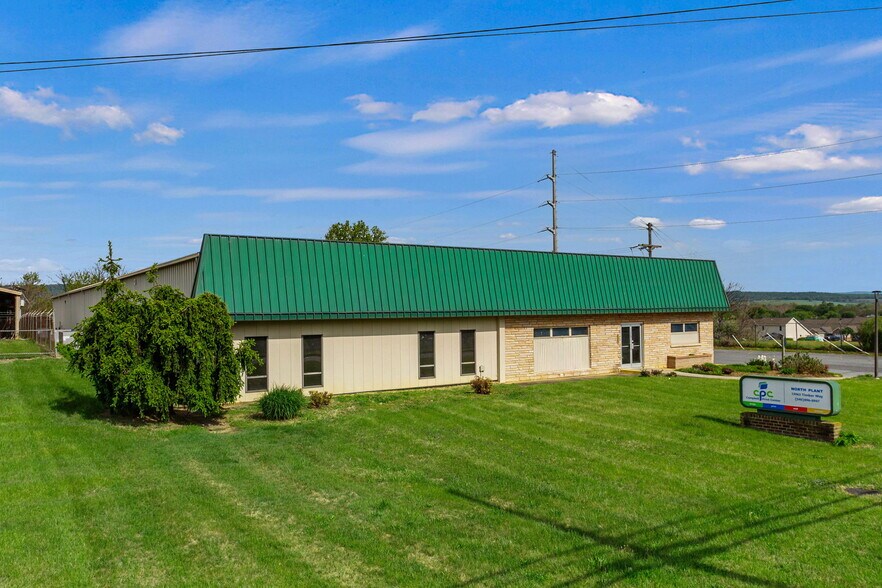 More Photos Of 13963 Timber Way, Timberville Office For Lease