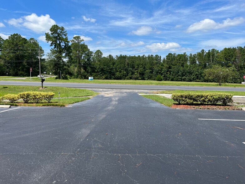 More Photos Of 2809 Blanding Blvd, Middleburg Office For Sale