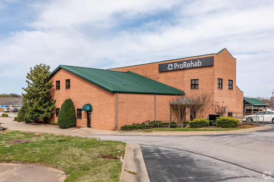 More Photos Of 1110 Wilkinson Ter, Bowling Green Office For Sale